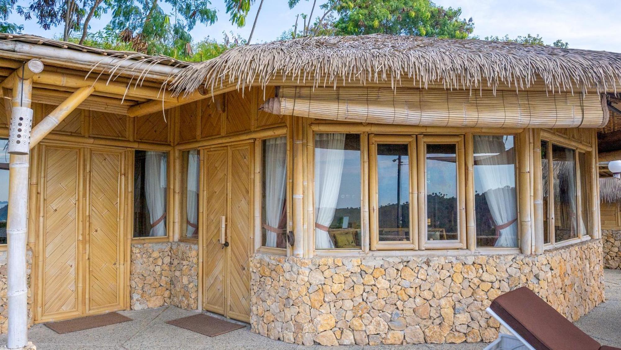 Elang Hillside Bamboo Villas 纳闽巴霍 外观 照片